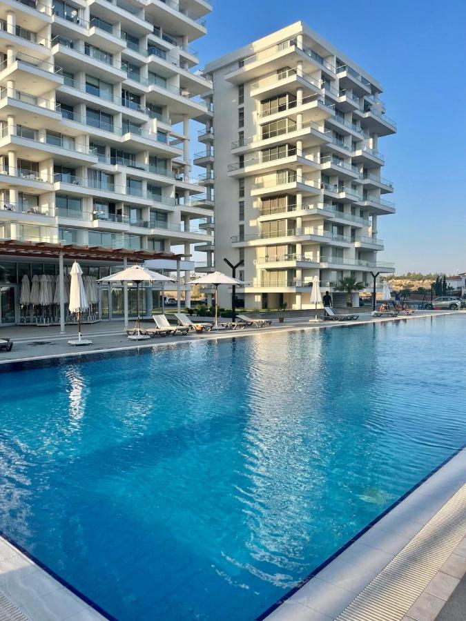 Sea View Suites By The Coast Famagusta  Buitenkant foto