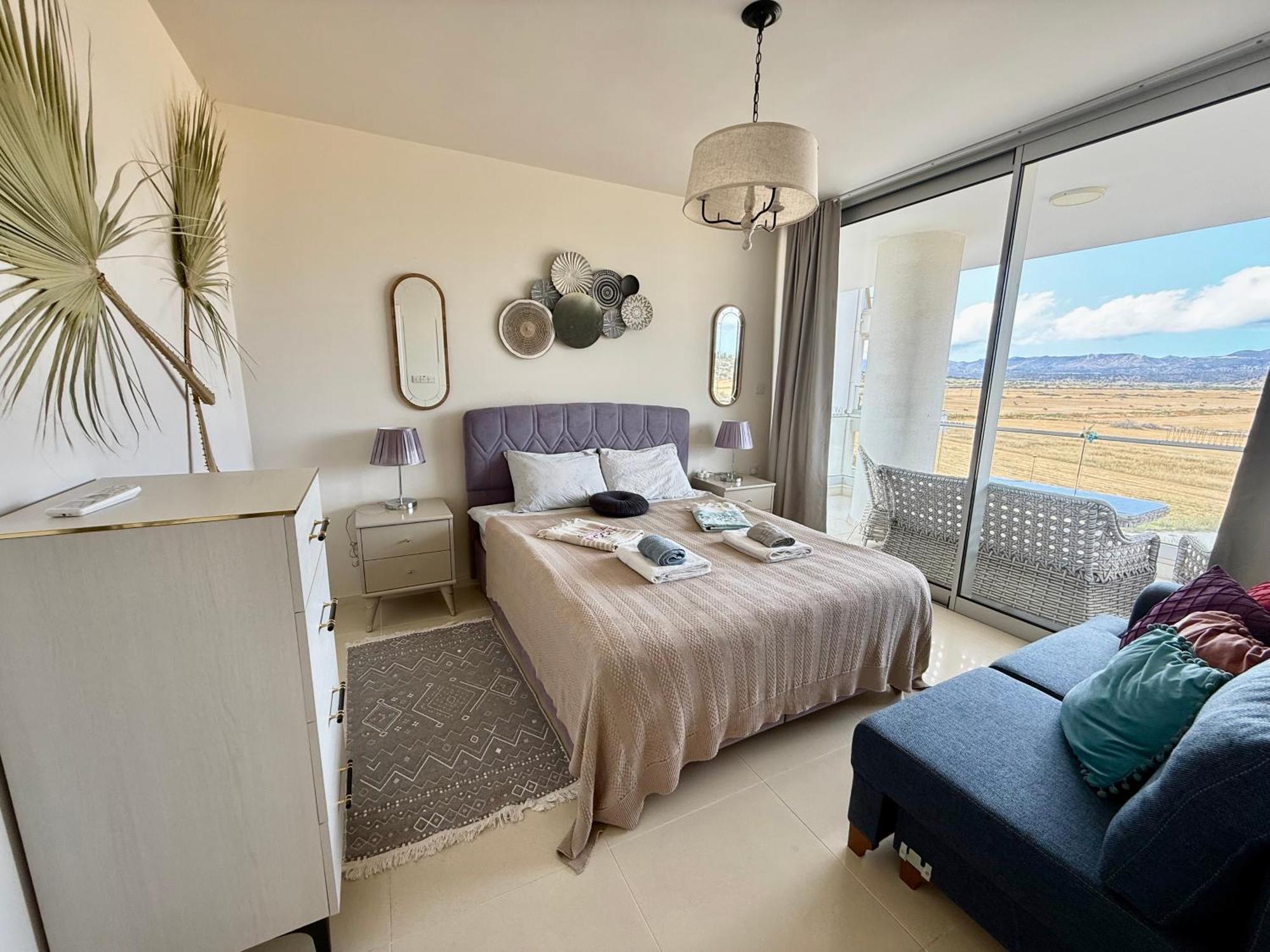 Sea View Suites By The Coast Famagusta  Buitenkant foto